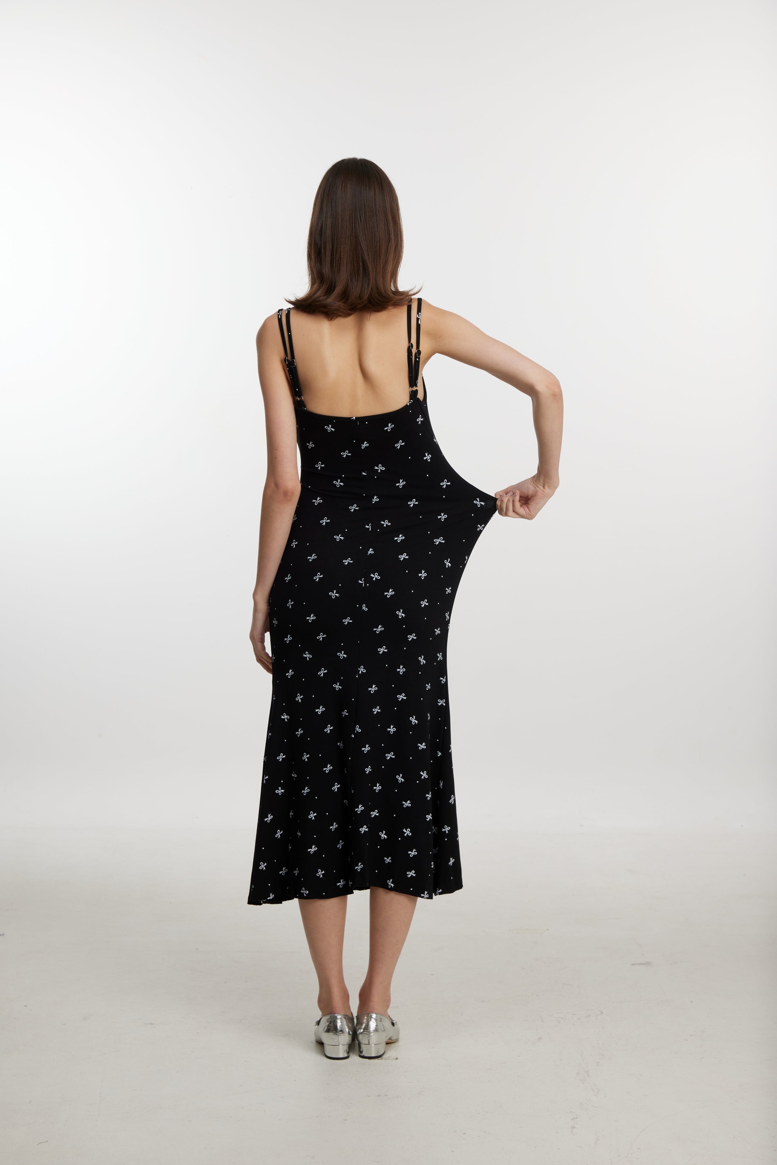 Chic bow print black midi dress