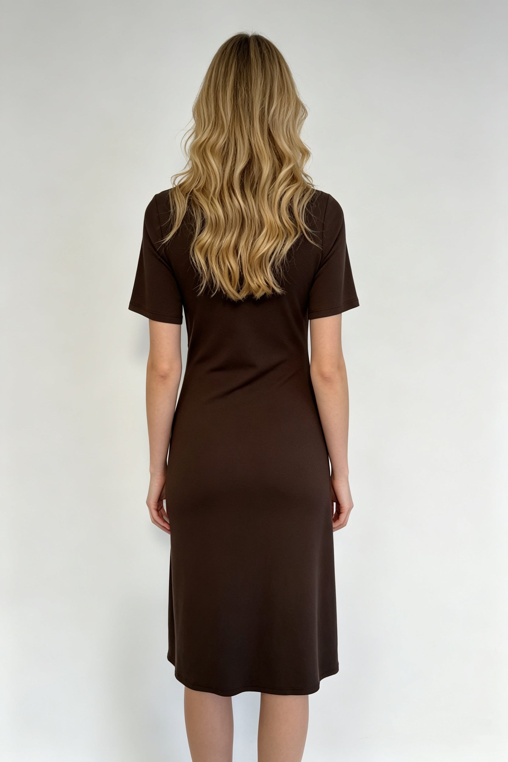 Chocolate Brown Crew Neck Short Sleeve Side Ruched Midi Dress