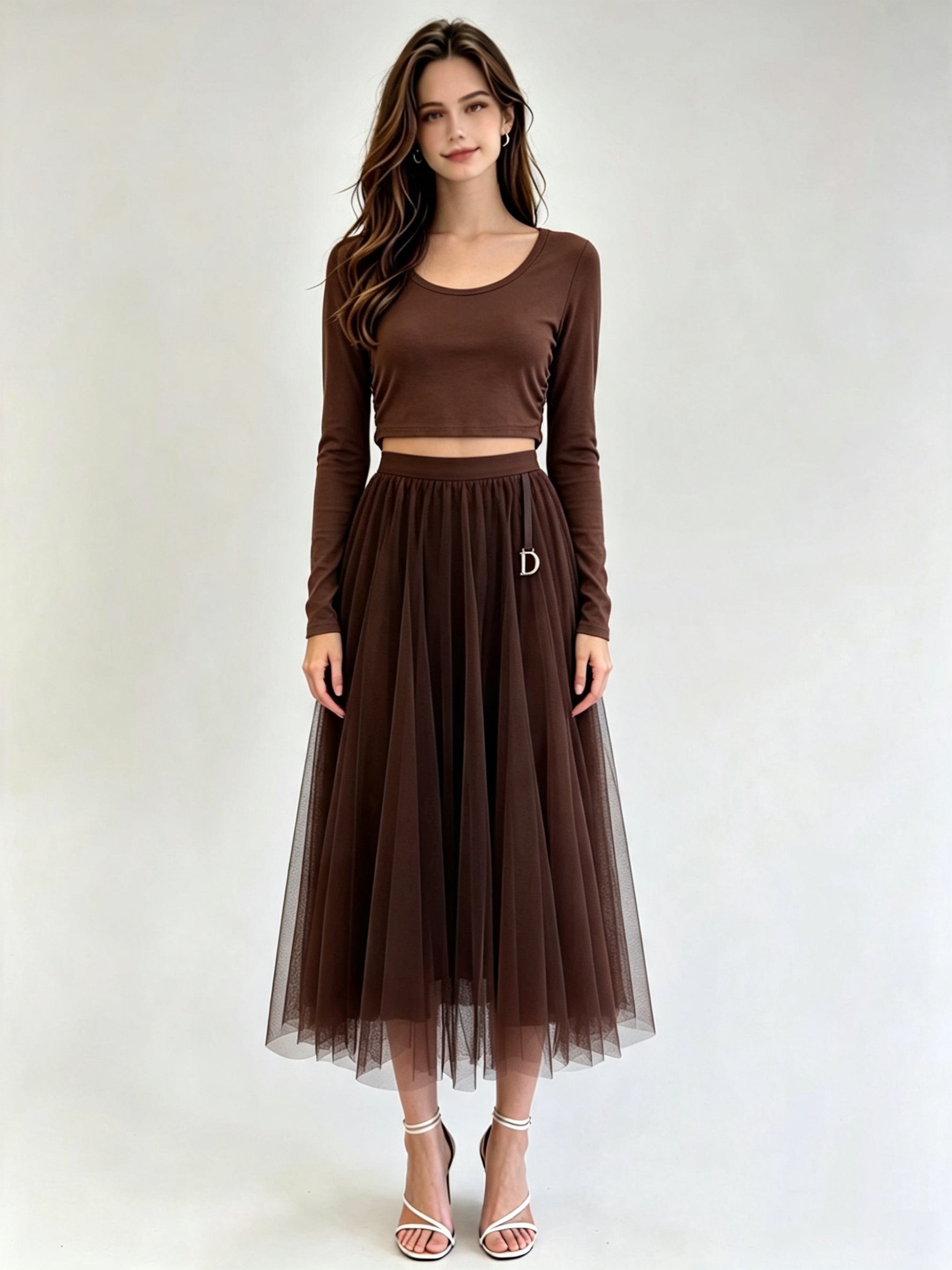 Long Sleeve Scoop Neck Cropped Fitted Top