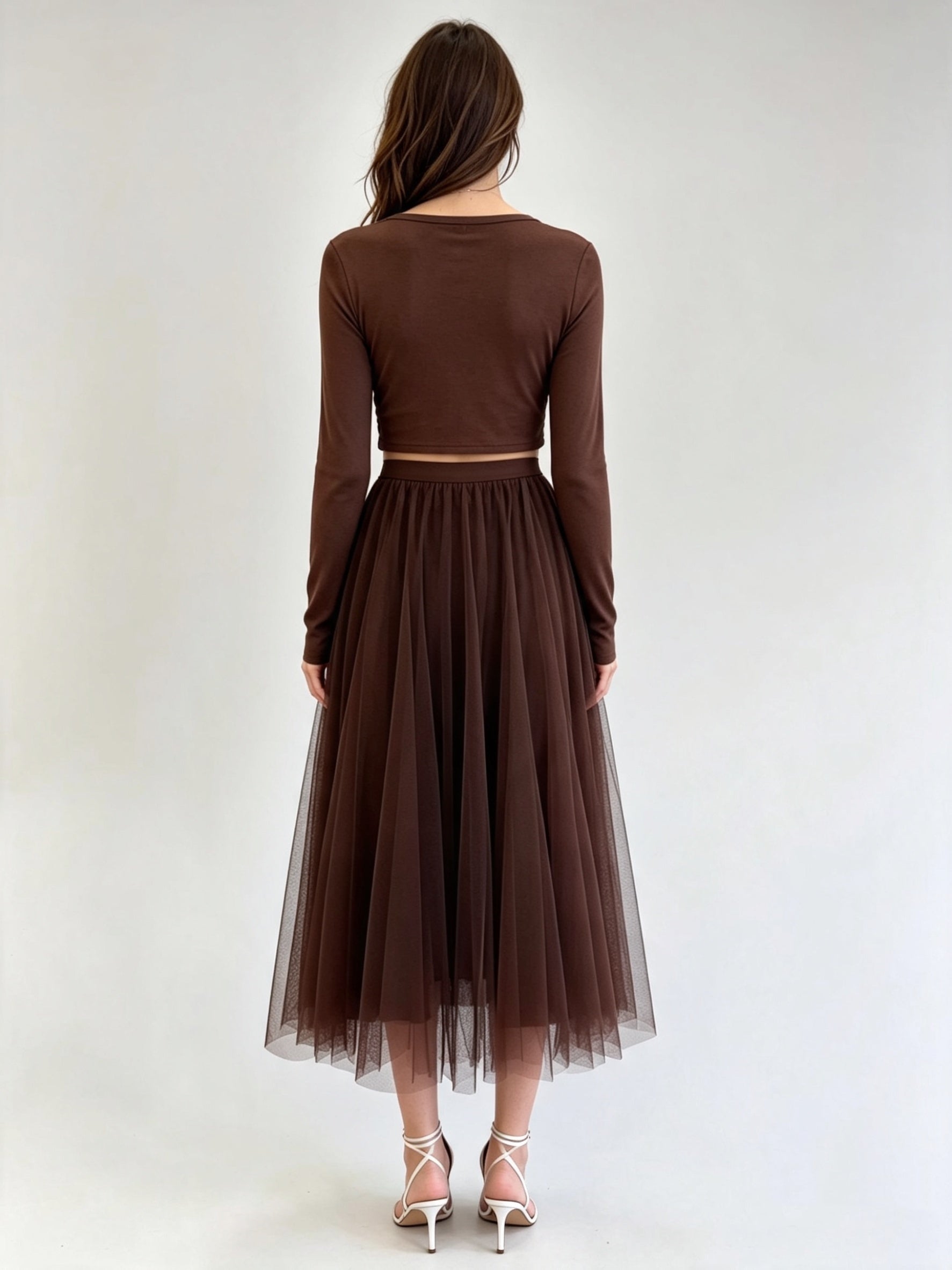 Long Sleeve Scoop Neck Cropped Fitted Top