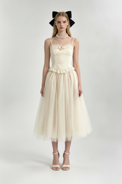 Cream set front with hair bow
